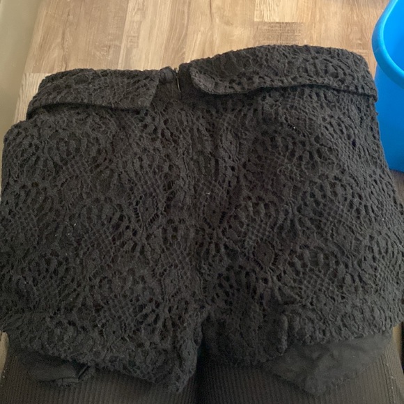 Skirt shorts - Picture 2 of 2